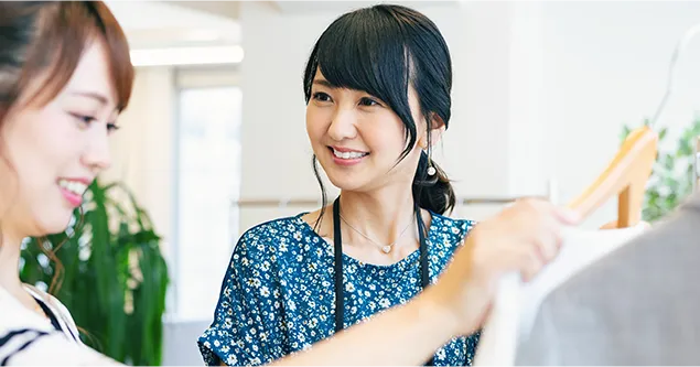 アパレル販売員からの転職