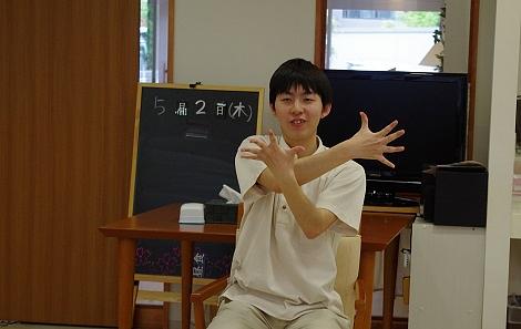 スタッフによる体操はご入居者様から大人気です。