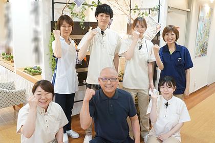 メディカル・リハビリホームくらら芦花公園 介護スタッフ 正社員/夜勤あり