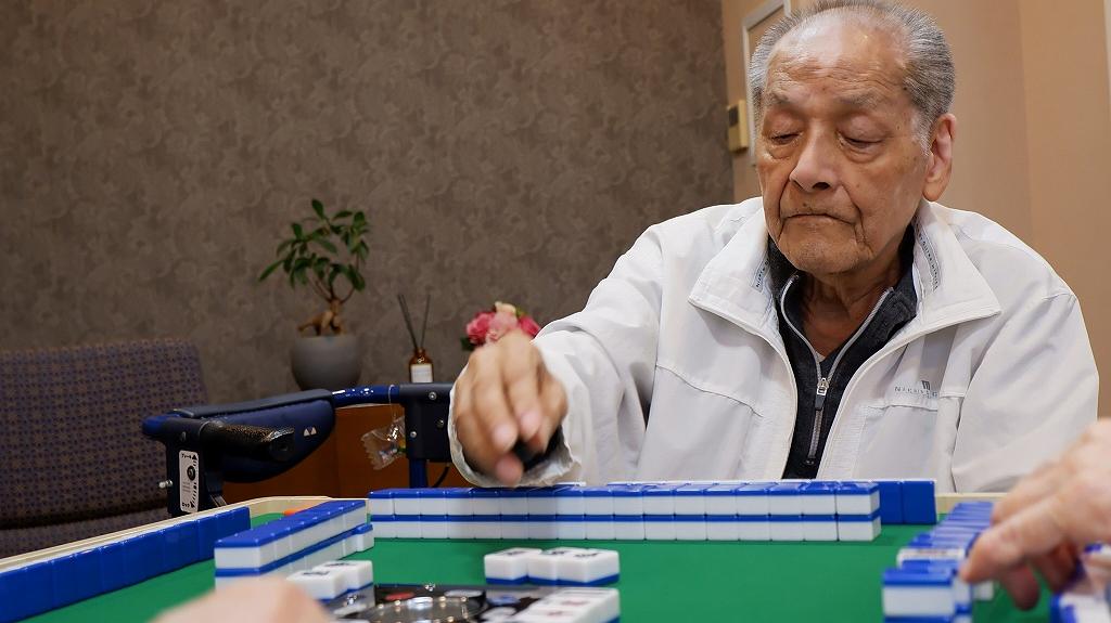 時には近隣のホームと「麻雀交流会」もおこなっています！