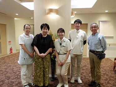 グランダ四天王寺 介護スタッフ 正社員/夜勤あり