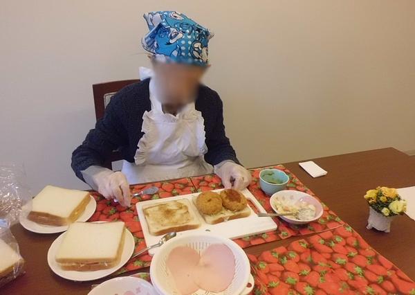 「昔は子供たちによく作ったわ」と思い出話にスタッフもほっこりしました。