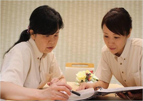 初めてお会いした時からその方らしさにこだわり、お元気な時も体調を崩されてもその方らしさを支えます。