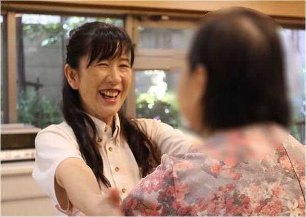 感謝の気持ちと敬意を払い１つのお手伝いで１つの笑顔が見れるよう「1ケア1笑顔」を心がけております。