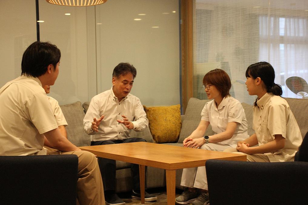真剣な相談も何気ない会話も、話しやすい雰囲気を大事にしてます