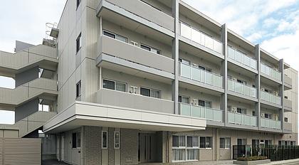 グランダ上杉雨宮弐番館 介護スタッフ 正社員/夜勤あり