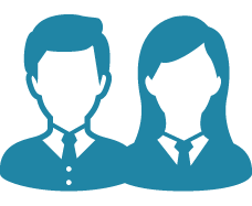 本社スタッフ 年収：約520万円〜※